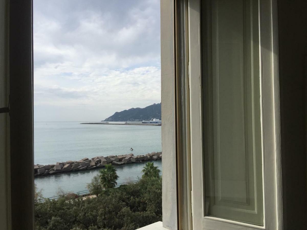 B&B Di Mare E D'Azzurro Salerno Exteriör bild